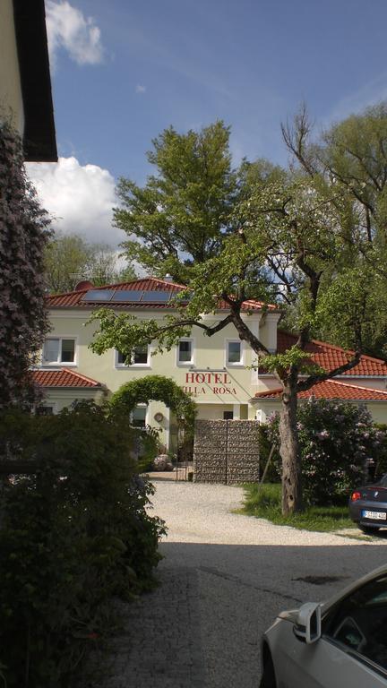 Hotel Villa Rosa Allershausen Exteriör bild