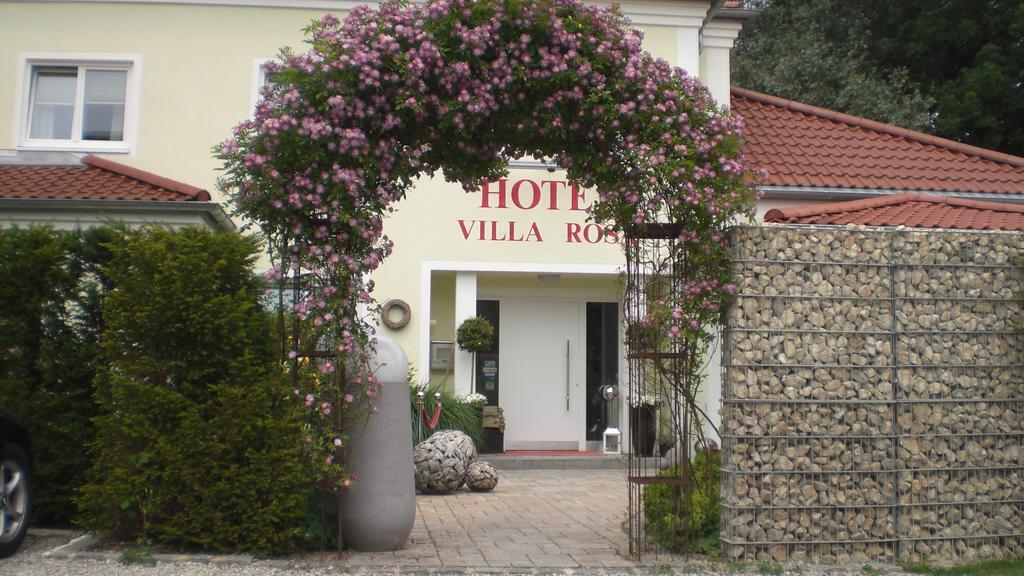 Hotel Villa Rosa Allershausen Exteriör bild